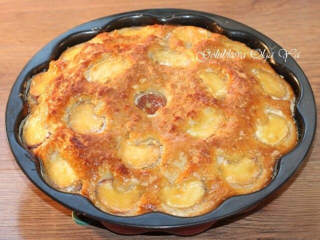 Пирог на кефире с персиками