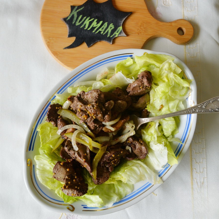 Тёплый салат из куриной печени