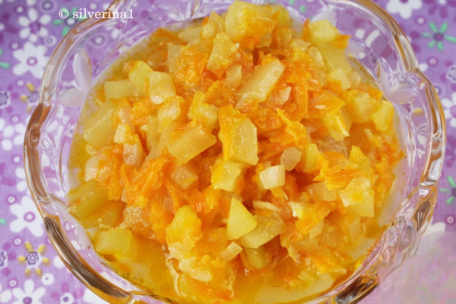 Кабачки с луком и морковью